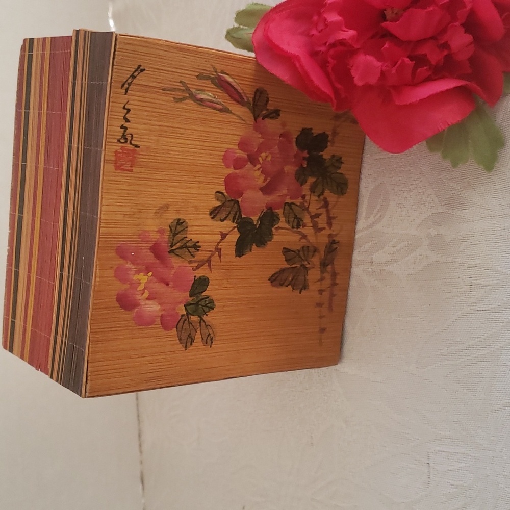 Vintage wooden trinket box